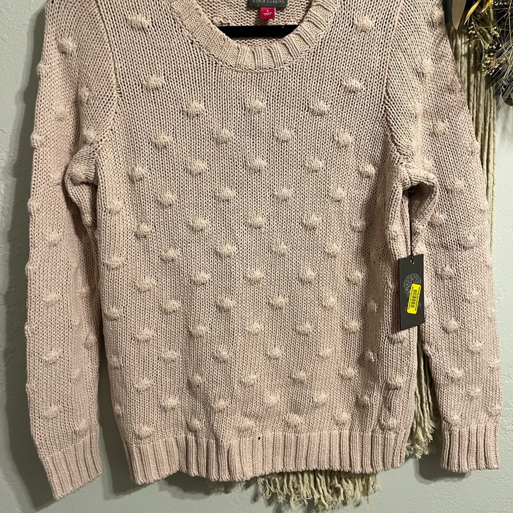 Vince Camuto pink sweater size small
